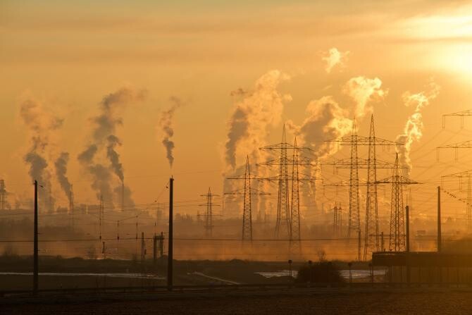 CE vrea acţiuni mai ferme pentru atingerea obiectivelor de reducere a poluării pentru 2030 / FOTO: Pexels