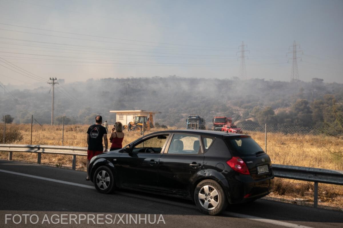 Κλειστός ο αυτοκινητόδρομος στην Ελλάδα λόγω πυρκαγιάς