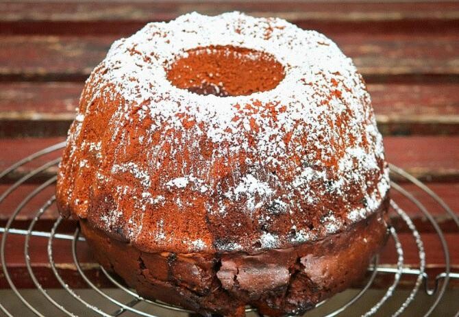 Amestecă toate ingredientele și prăjitura perfectă este gata. O felie are doar 190 de calorii. Sursa - pixabay.com