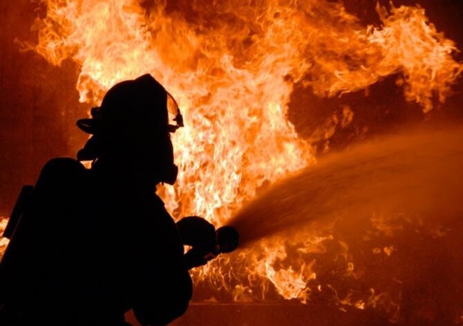 România trimite pompieri şi tehnică specifică în Franţa pentru stingerea incendiilor din regiunea Girounde- Foto pexels