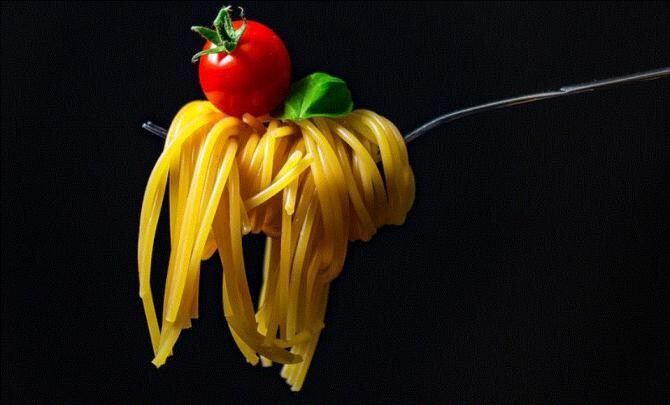 Spaghete în sos cremos de ciuperci - rețeta care te salvează, când vrei să prepari o cină delicioasă. Sursa - pixabay.com