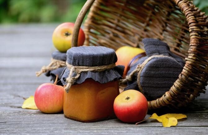 Dulceață delicioasă din mere cu scorțișoară. Copiii o vor adora, mai ales în clătite. Sursa - pixabay.com