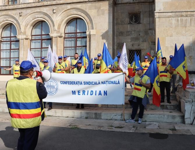 Sindicaliștii de la Meridian, un nou protest, joi, la Consiliul Concurenței   Foto: Crișan Andreescu