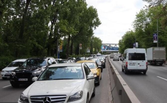 Primăria Municipiului București, anunț important privind diminuarea zgomotului produs de traficul auto. Sursa foto: dcnews