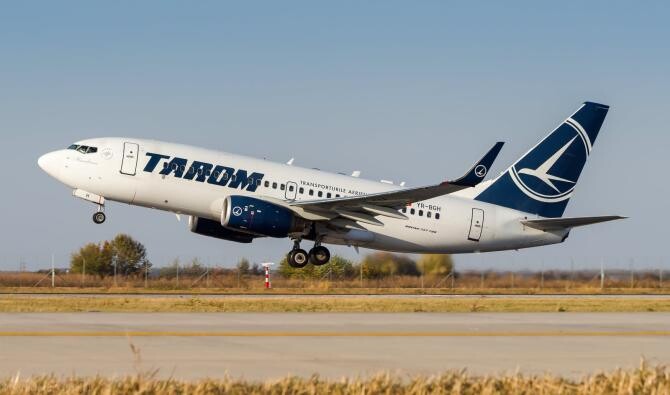 TAROM, după suspendarea zborurilor Blue Air: Vom depune toate eforturile pentru cetățenii blocați în aeroporturi