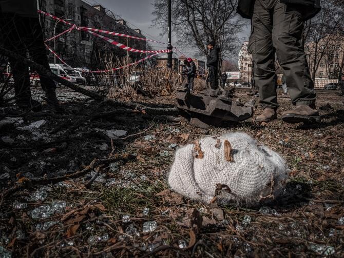 Crime de război. 436 de cadavre exhumate, 30 cu "semne de tortură", în apropierea oraşului Izium, din Ucraina - Foto Pexels