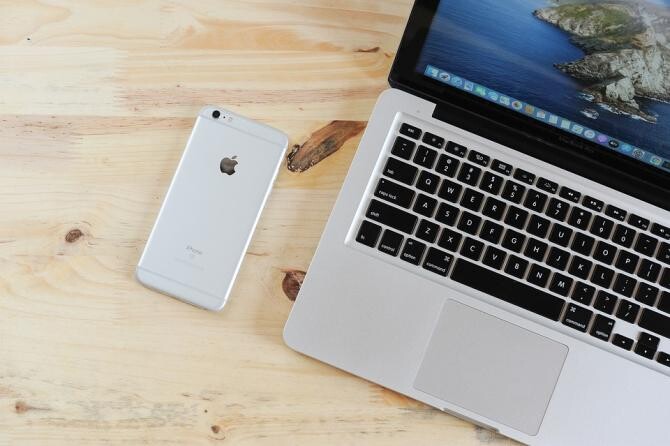 Apple, obligată să plătească 20 de milioane de dolari, după ce a vândut telefoane fără încărcătoare / Foto: Pixabay, de Kiều Trường
