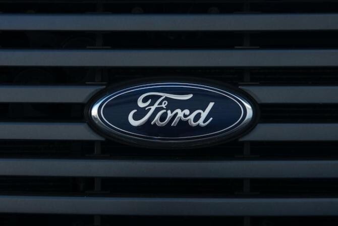 Risc de incendiu. Ford recheamă la service 634.000 de SUV-uri - Foto Pexels