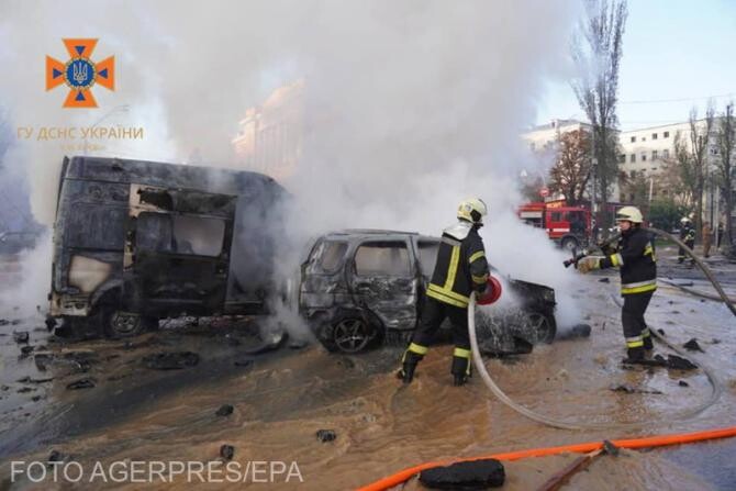 Mărturiie românilor care trăiesc în Kiev despre bombardamentele rusești: Fum, întunericime, miros, strașnic. Trăim fiecare zi ca ultima zi / Foto: Agerpres