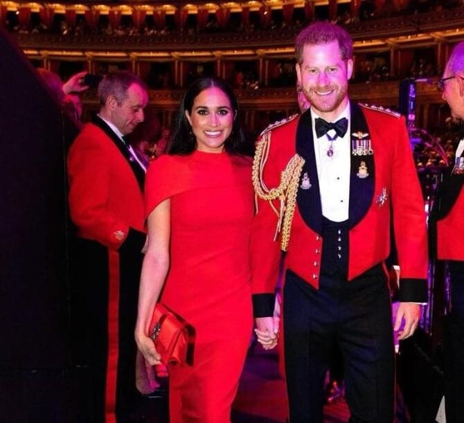 Meghan Markle, rochii de mii de euro. Cât costă ținutele pe care le-a purtat Ducesa de Sussex la ultimul interviu / Foto: Instagram sussexroyal