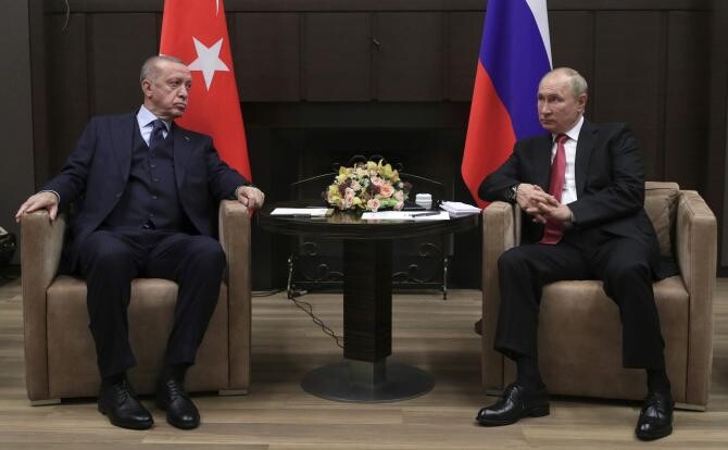 Ce a făcut Putin cât timp l-a așteptat pe Erdogan. Președintele turc a întârziat din nou la întâlnire / Foto: Kremlin.ru
