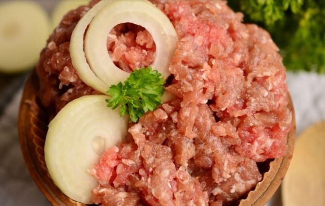 Adaugă bicarbonat în carnea tocată pentru chiftele. Doar bucătarii cu experiență fac asta. Sursa - pixabay.com
