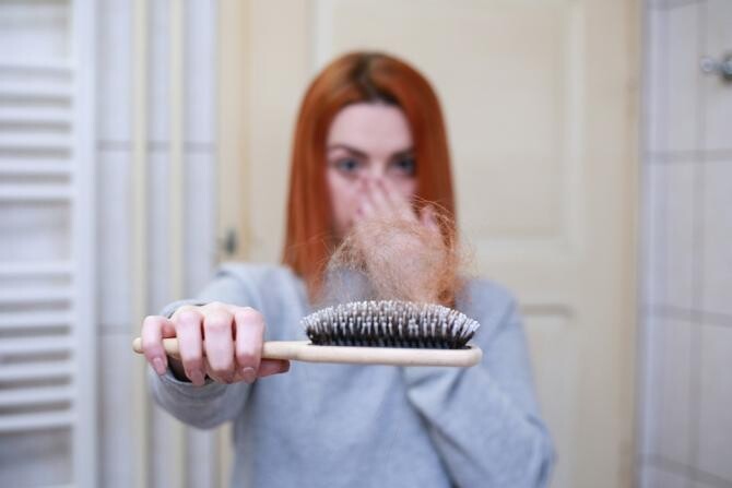 Căderea părului: cauze, tratament și prevenire / Foto: Piabay, de Martin Slavoljubovski 