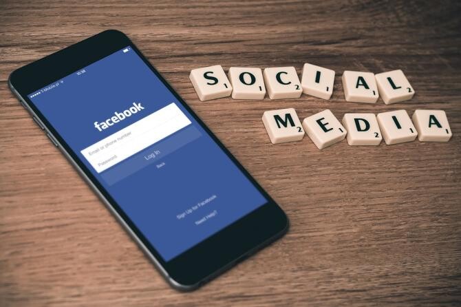 Facebook vine cu o nouă schimbare. Informațiile despre tine pe care nu le vei mai putea face publice / Foto: Pixabay, de Firmbee