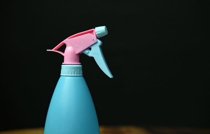 Prepară acasă cel mai eficient detergent pentru îndepărtarea petelor. Sursa - pixabay.com