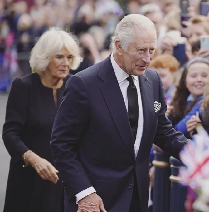 Un bărbat a aruncat cu un ou înspre Regele Charles şi Camilla. Reacția monarhului / Foto: The Royal Family