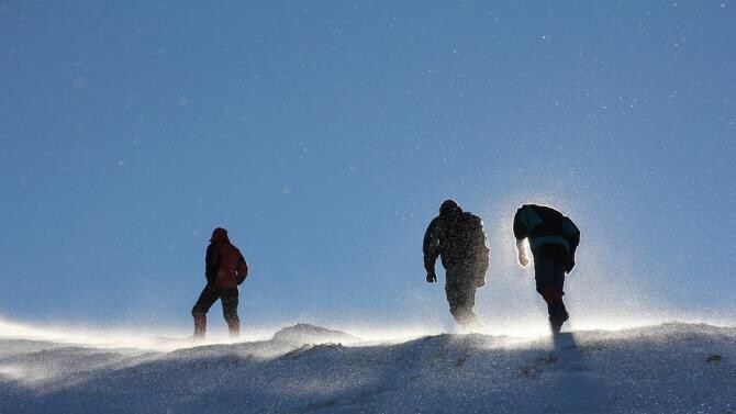 Patru ucraineni, găsiți aproape înghețați în Munții Maramureșului, după ce s-au rătăcit. Unul a murit de hipotermie / Foto: Facebook, de cflorinc