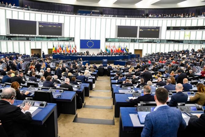 Parlamentul European, rezoluție pentru înființarea unui tribunal internațional special pentru urmărirea penală a liderilor ruși / Foto: Facebook Dan Motreanu