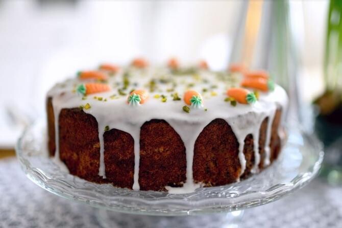 Tort cu morcovi fără zahăr și fără făină, un desert bun pentru cei care țin la siluetă. Sursa - pixabay.com