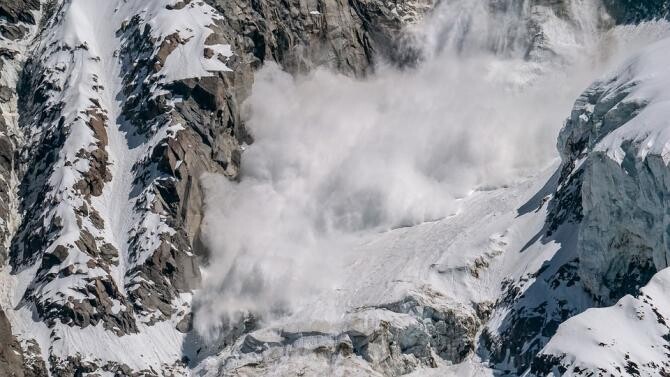 Avertizare de risc foarte mare de producere de avalanşe la Bâlea Lac, emisă de meteorologi / Foto: Pixabay, de Jacky Barrit