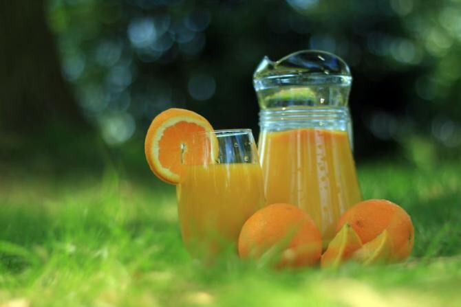 Cum se păstrează sucul de portocale, cu acest truc al bunicii va rezista câteva luni. Sursa - pixabay.com