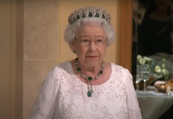 "Sunt aici să o ucid pe regină". Ce pedeapsă a primit britanicul care voia să tragă cu arbaleta în Regina Elisabeta a II-a / Foto: Captură video The Guardian