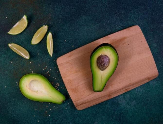Cum și la ce se folosește sâmburele de avocado, 5 idei originale. Sursa foto: freepik.com