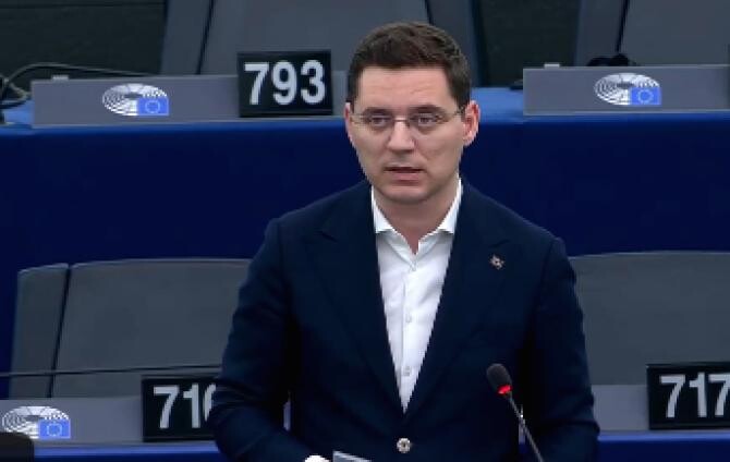 Victor Negrescu: Instituțiile europene trebuie să reacționeze la nedreptatea comisă împotriva românilor prin veto-ul aplicat de guvernele din Austria și Olanda împotriva intrării României în spațiul Schengen