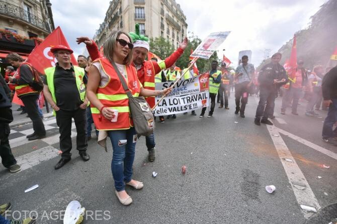 Proteste violente în Franța. Bogdan Chirieac: Semnalul de alarmă pentru România / Foto: Agerpres
