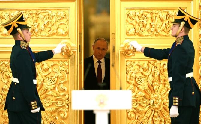 Vladimir Putin convoacă de urgență Consiliul de Securitate, după ce "Ucraina a luat ostatici în Rusia". Avertismentul experților în dezinformare / Foto: Kremlin.ru