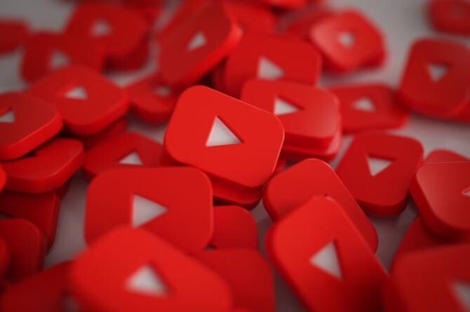 YouTube România, la 10 ani de la lansare. Zeci de canale cu peste 1 milion de abonați și 1 miliard de vizualizări