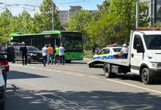 Accident în centrul Bucureștiului. Circulația spre Piața Victoriei, blocată / galerie foto