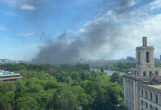 Incendiu puternic în zona Aviației din Capitală / Galerie foto - video. Update: A fost emis RO-ALERT 